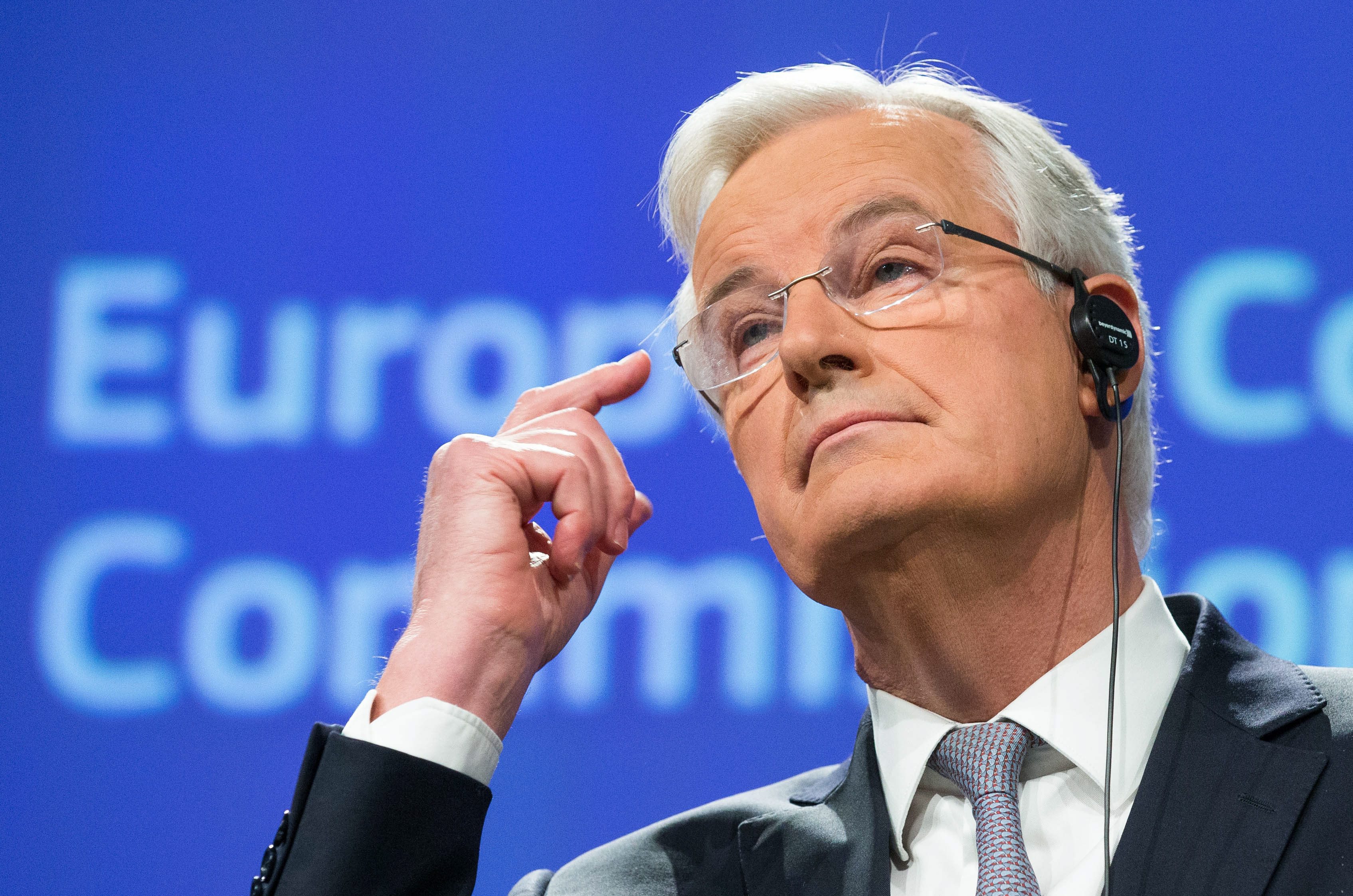 Η Κομισιόν θέλει συμφωνία για το Brexit μέχρι τον Οκτώβριο του 2018