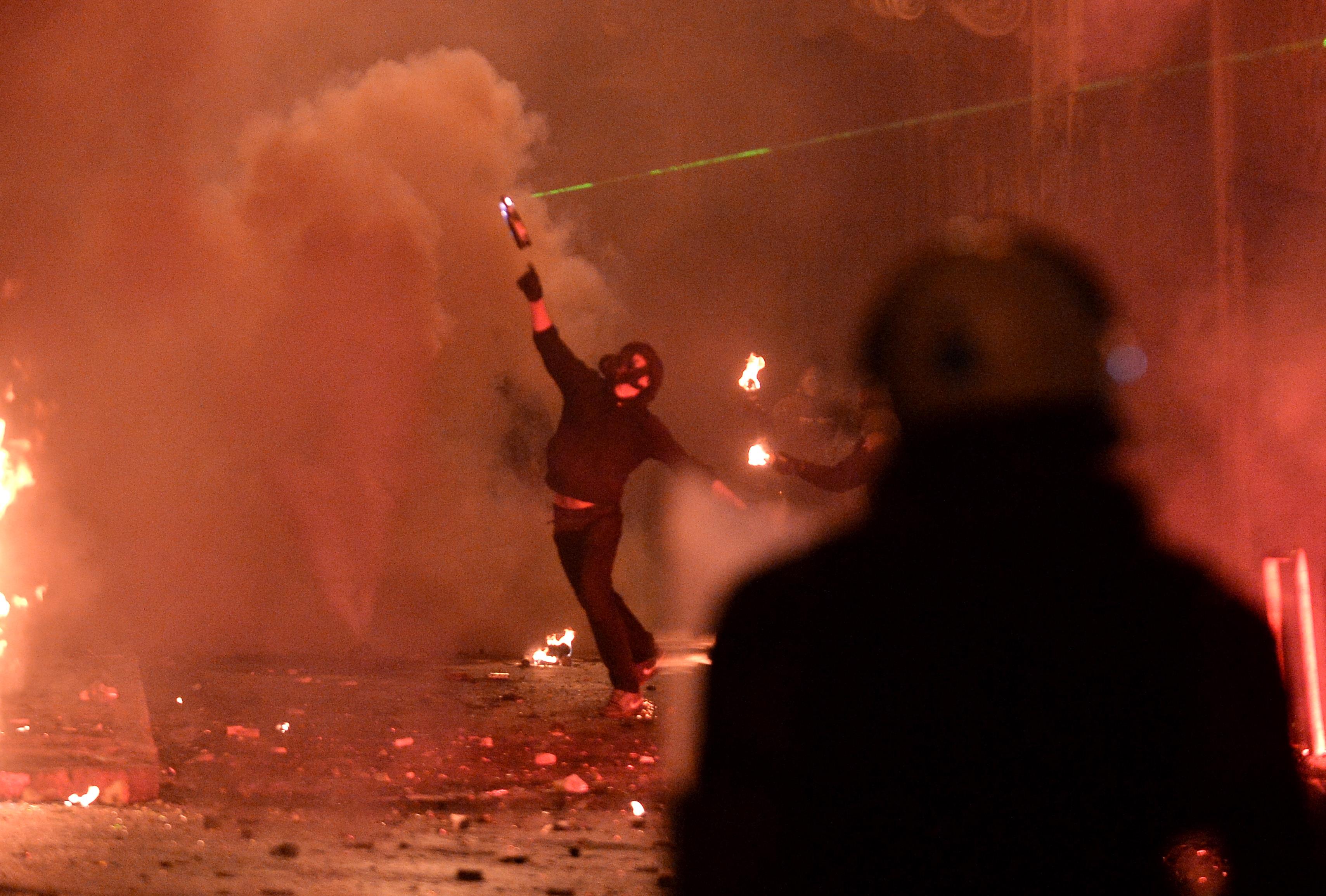 Ενώπιον της Δικαιοσύνης οι συλληφθέντες για τα επεισόδια της Τρίτης στα Εξάρχεια