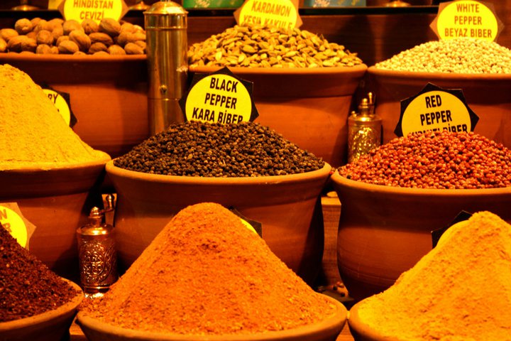 Σύμβουλος του Ερντογάν κατηγορεί τους ξένους σεφ για… κατασκοπεία