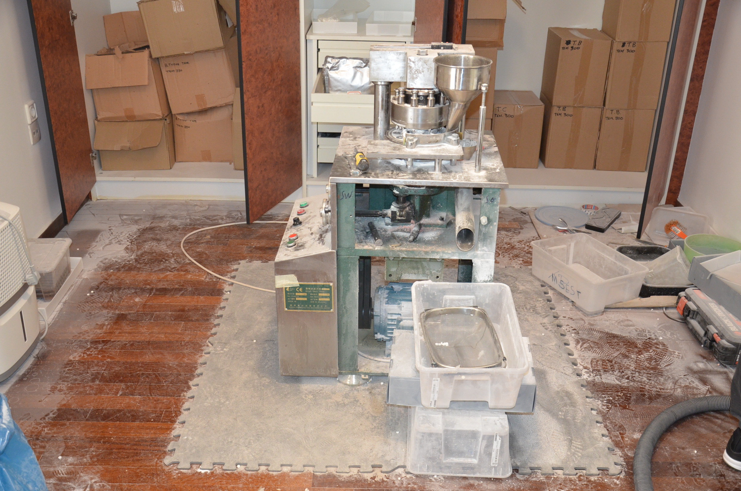 Στο φως μεγάλο κύκλωμα που παρασκεύαζε και διακινούσε αναβολικά