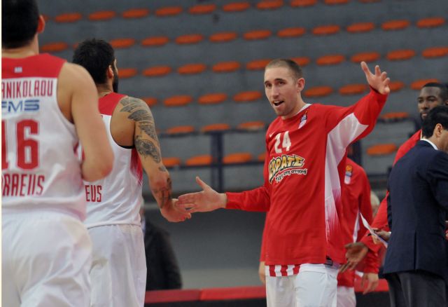 Ο Ολυμπιακός «έπνιξε» την Ούνιξ στο… Καζάν-ι του ΣΕΦ