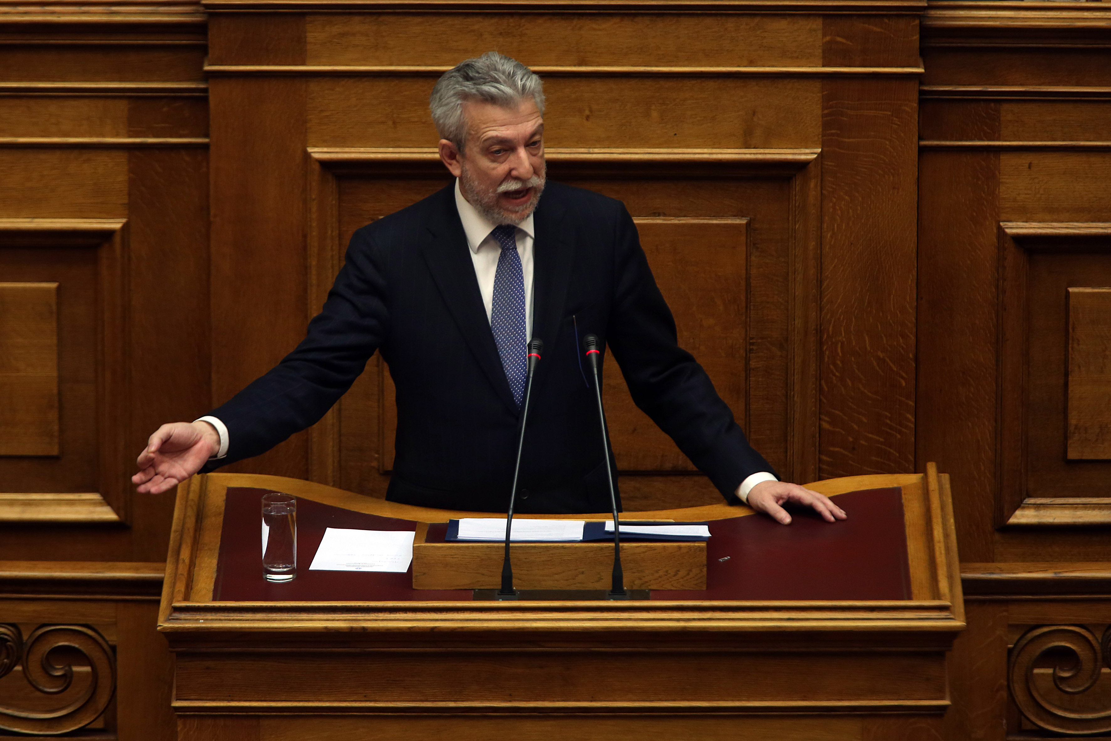 Επίθεση Κοντονή σε ΝΔ και Κ.Μητσοτάκη από το βήμα της Βουλής