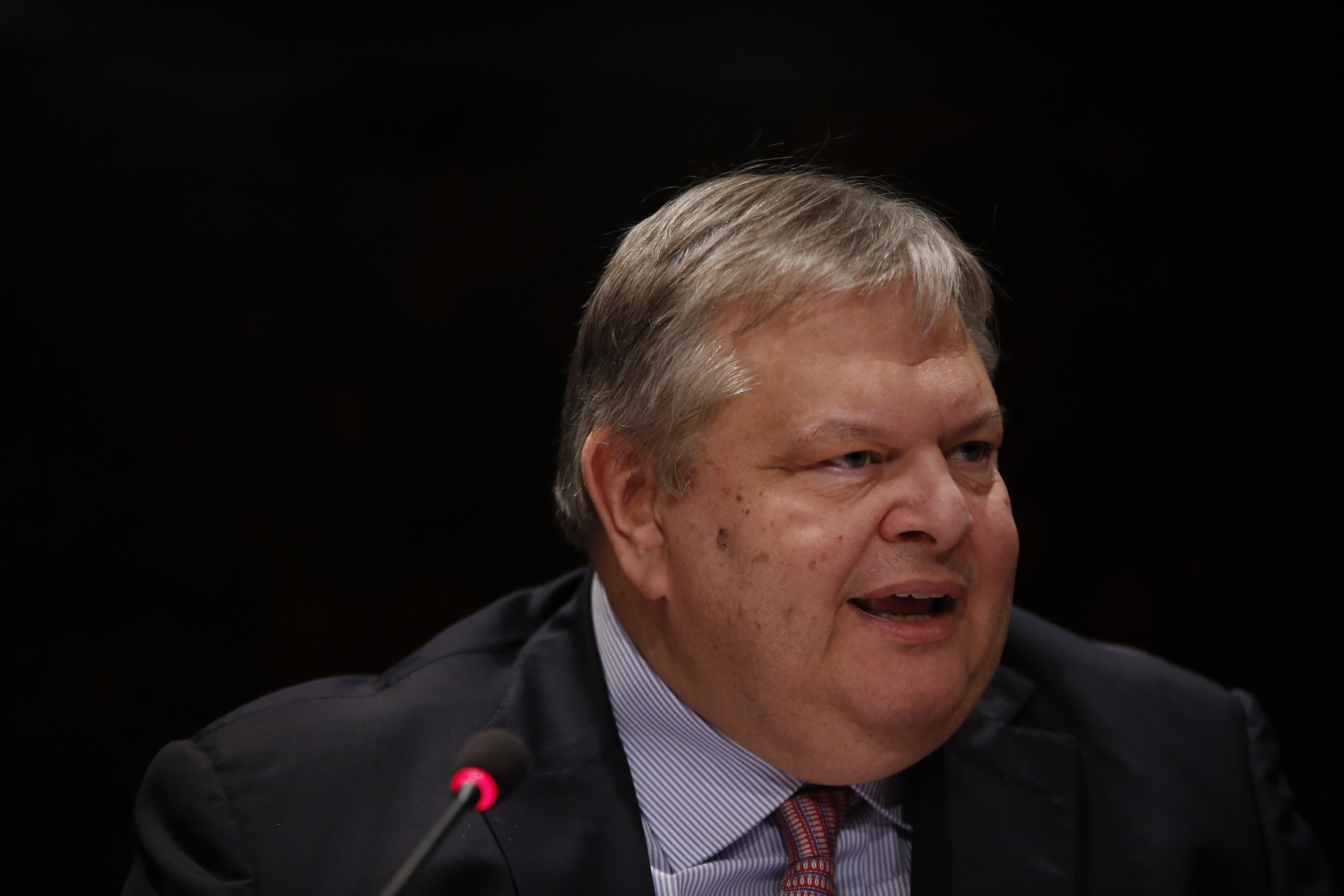 Βενιζέλος: Η διαπραγματευτική κακομοιριά της κυβέρνησης εγκλωβίζει τη χώρα