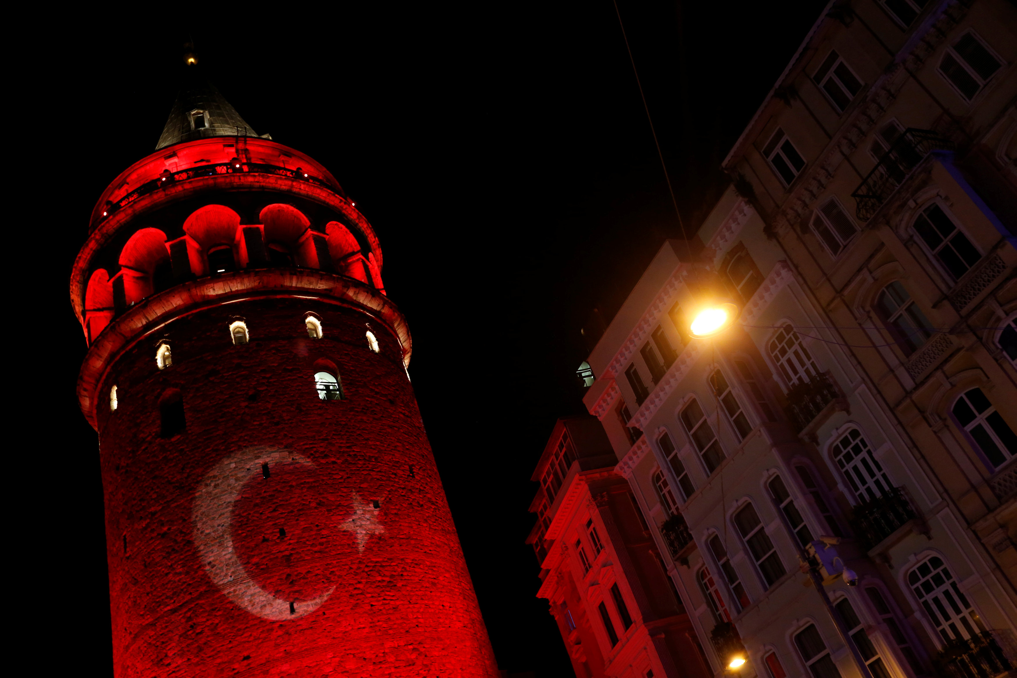 Τουρκία: Κύμα συλλήψεων φιλοκούρδων πολιτικών στον απόηχο του μακελειού