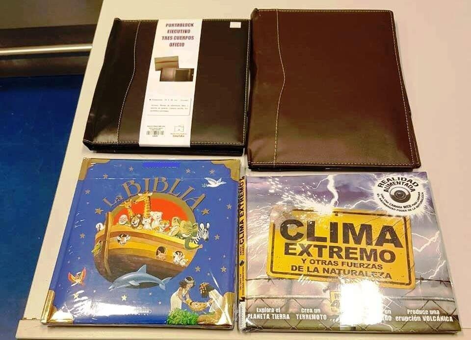 Στα βιβλία και τα ντοσιέ έκρυβε δυόμισυ κιλά κοκαΐνης