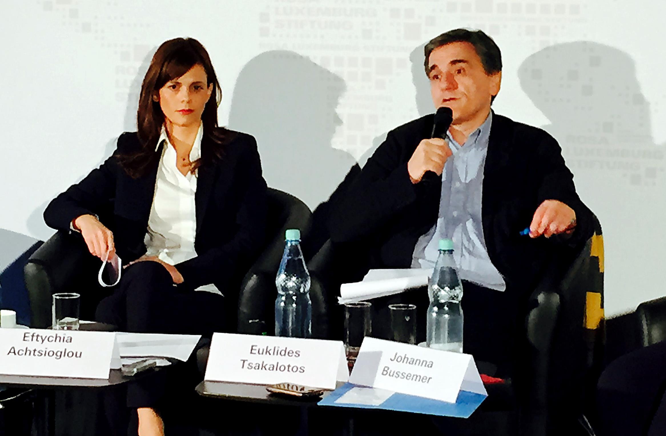 Τσακαλώτος: Κάναμε πρόοδο, πρέπει να δοθούν περιθώρια παροχών