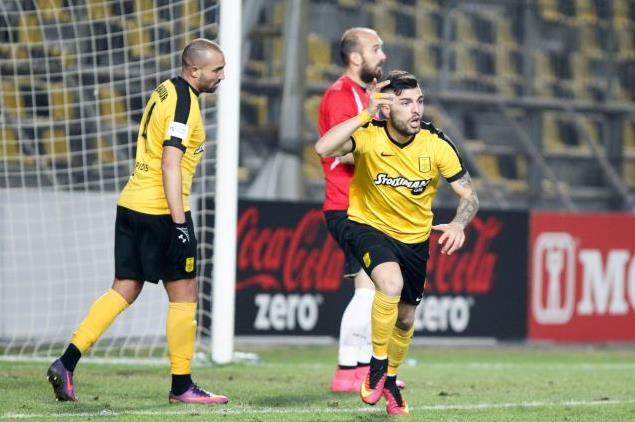 Ξανά στο «τέλος» ο Αρης, νίκη και για Απόλλων, στην κορυφή η Λαμία