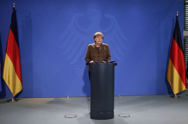 Επιτάχυνση απελάσεων προαναγγέλλει η Μέρκελ
