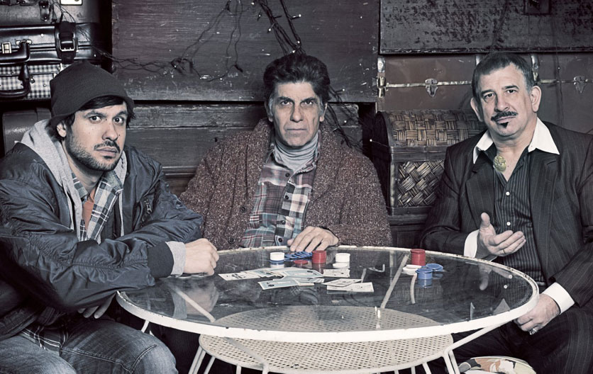 Μπέζος, Φιλιππίδης και Αυγουστίδης πρωταγωνιστούν στον «Αμερικάνικο Βούβαλο»