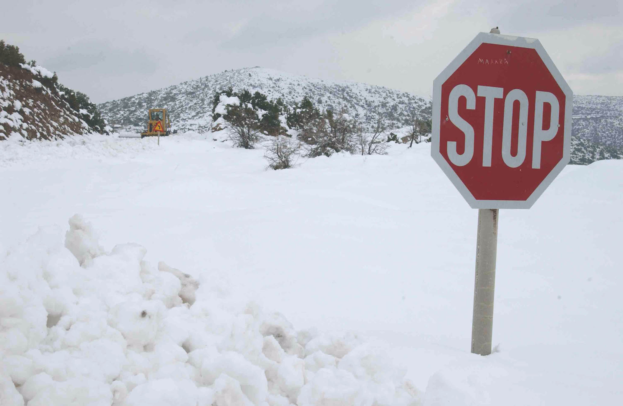 Χιόνια σε Πάρνηθα και Πεντέλη