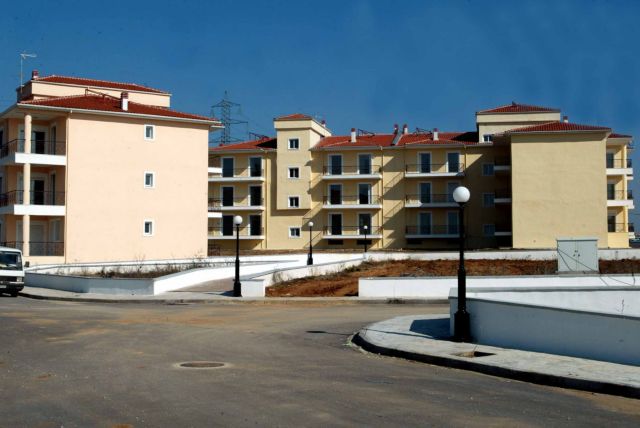 Αρχές 2017 αρχίζει η οριστική παραχώρηση 11.500 εργατικών κατοικιών
