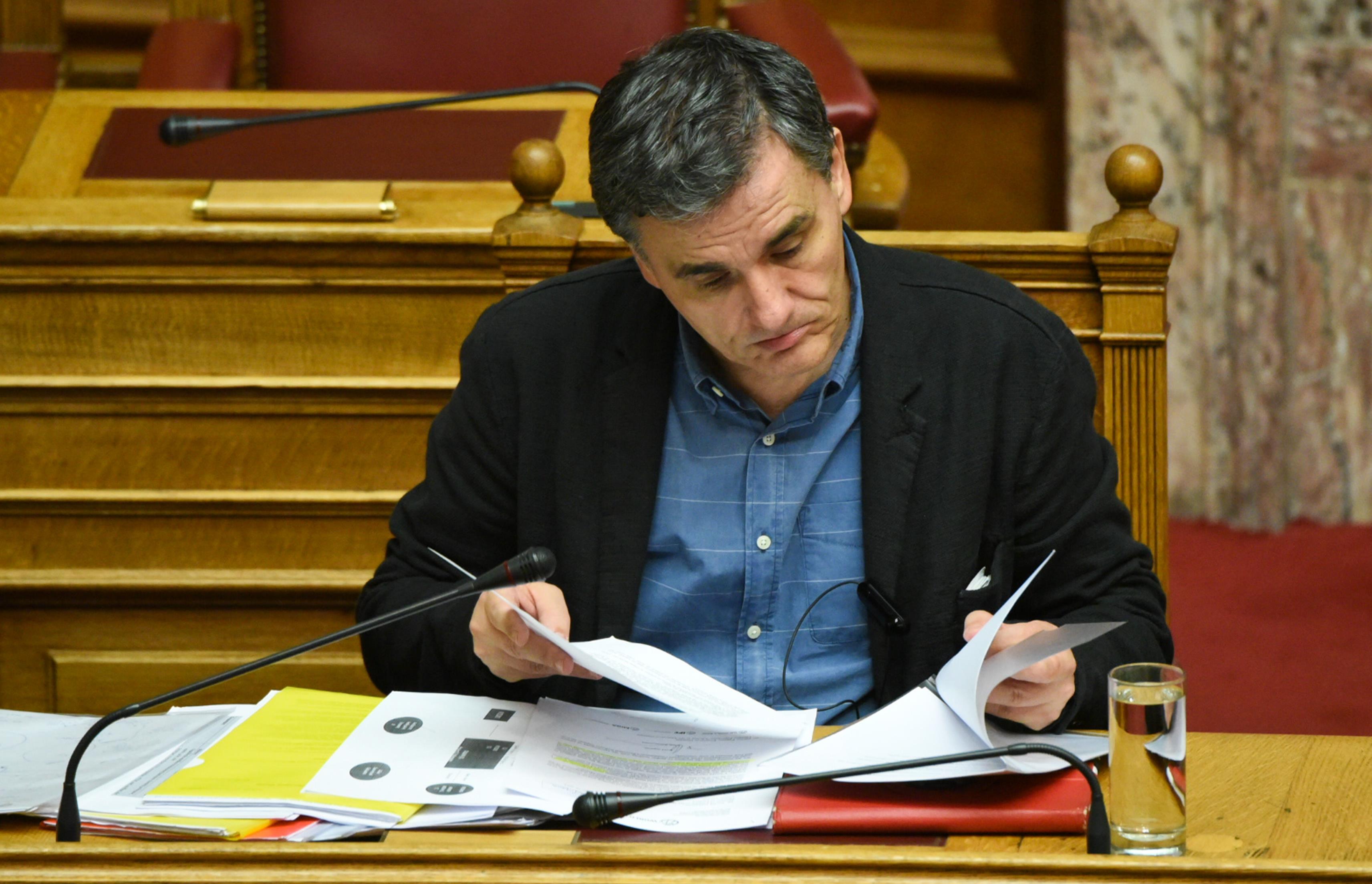 Φόρμουλα συμφωνίας με τους δανειστές επεξεργάζεται η κυβέρνηση