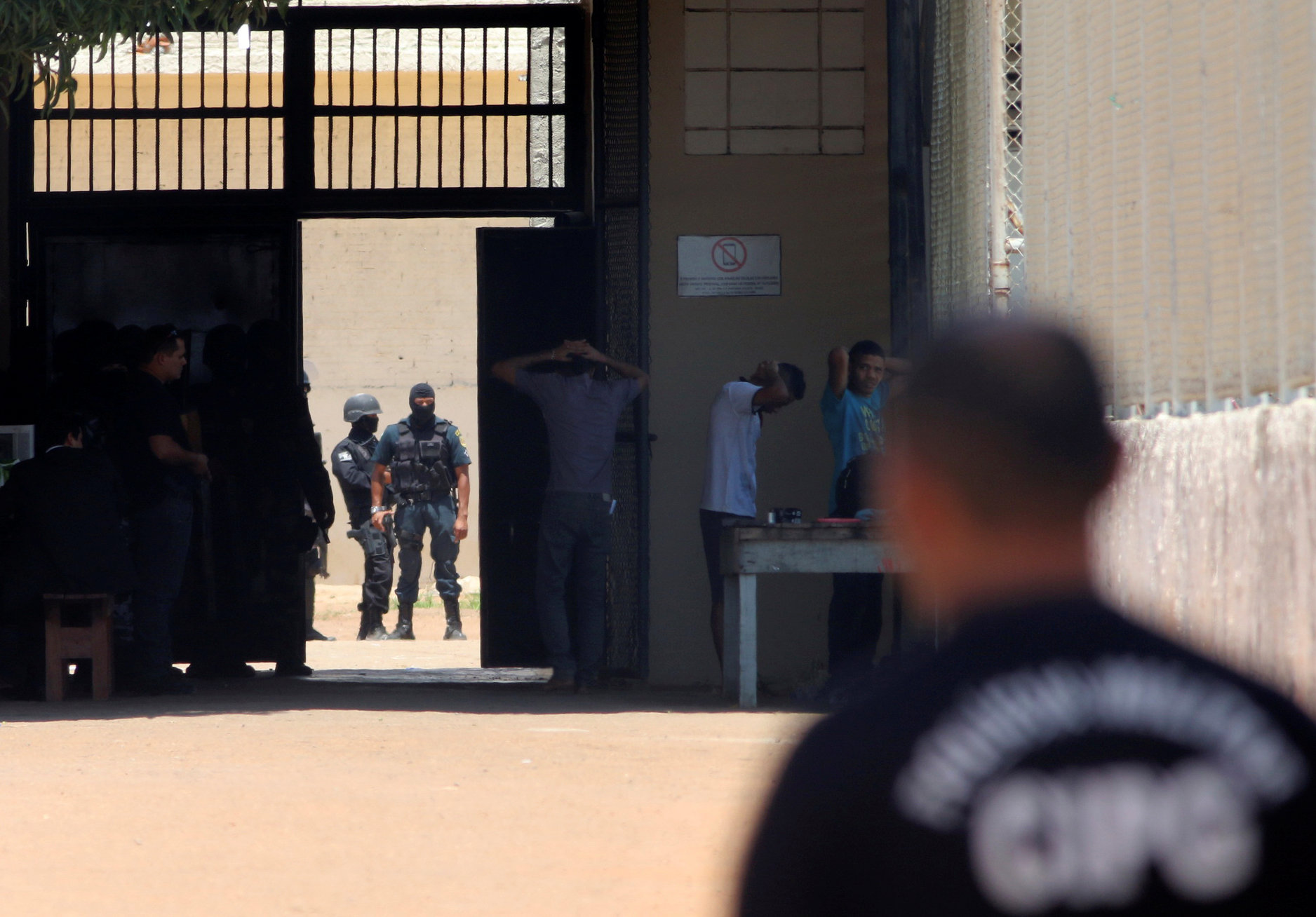 «Πόλεμος» συμμοριών με 60 νεκρούς σε φυλακή της Βραζιλίας