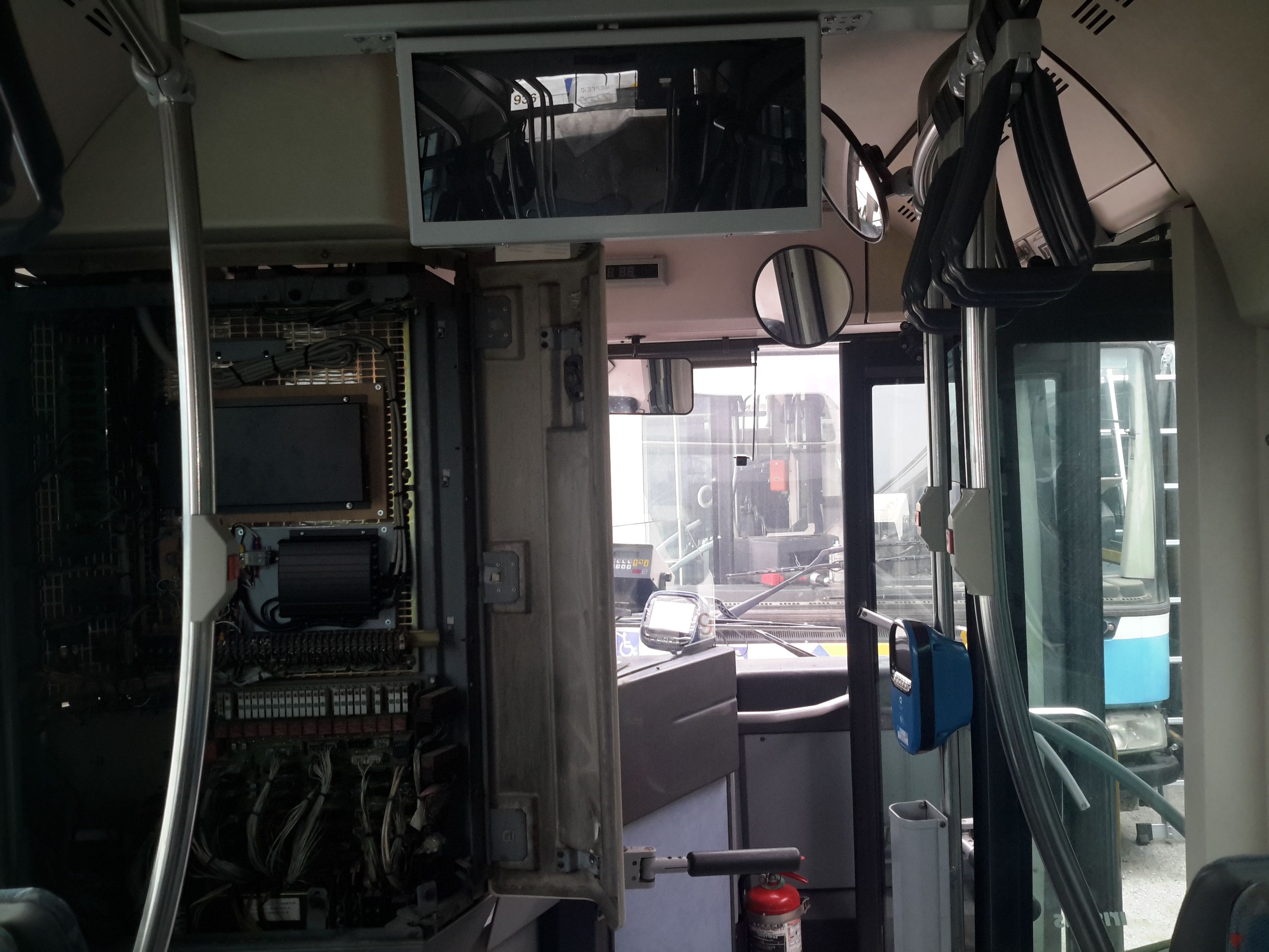 Επίθεση αγνώστων σε λεωφορείο του ΟΑΣΑ στου Ζωγράφου