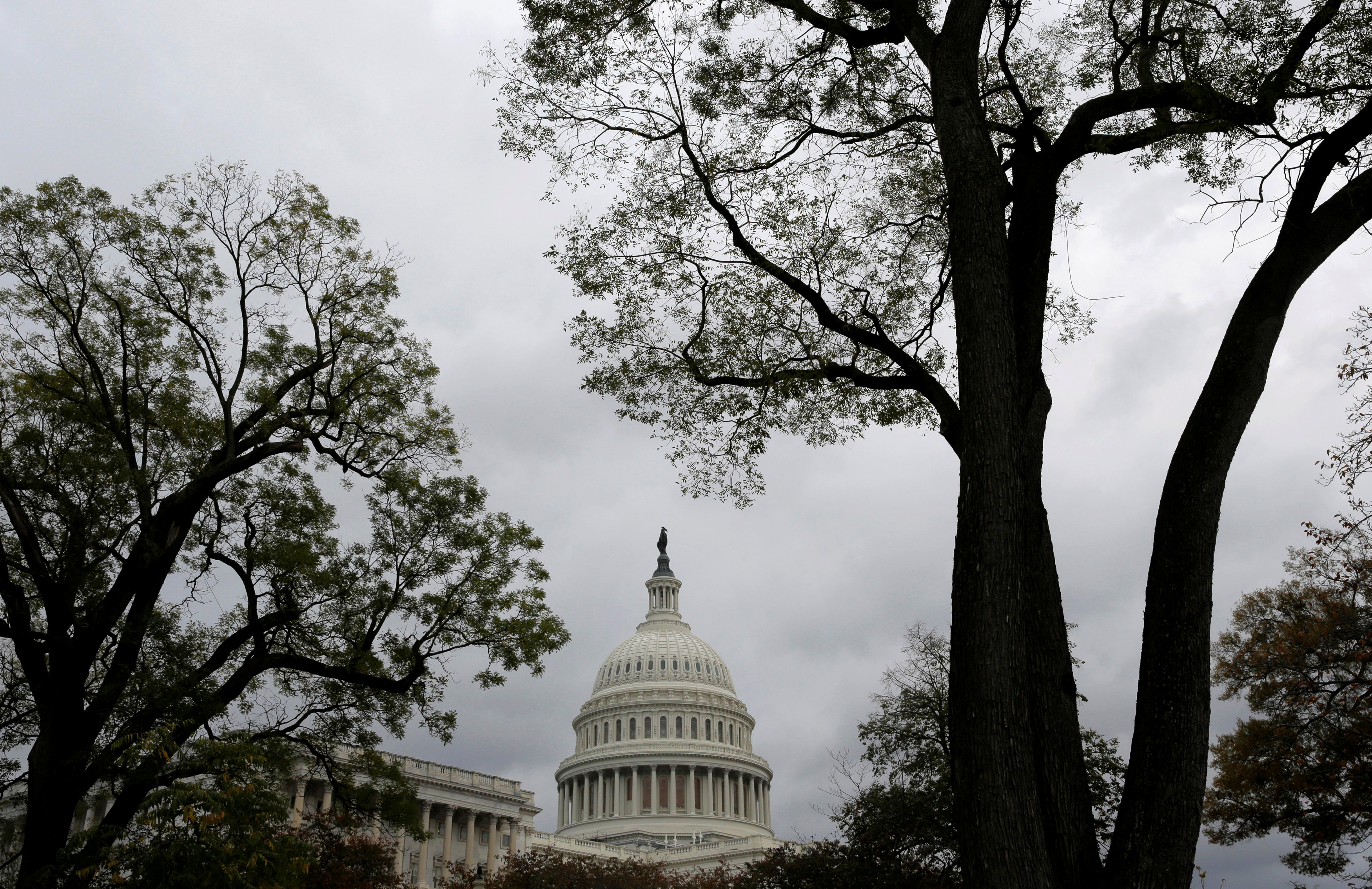 Άτακτη υποχώρηση στο ρεπουμπλικανικό Κογκρέσο για τη δεοντολογία