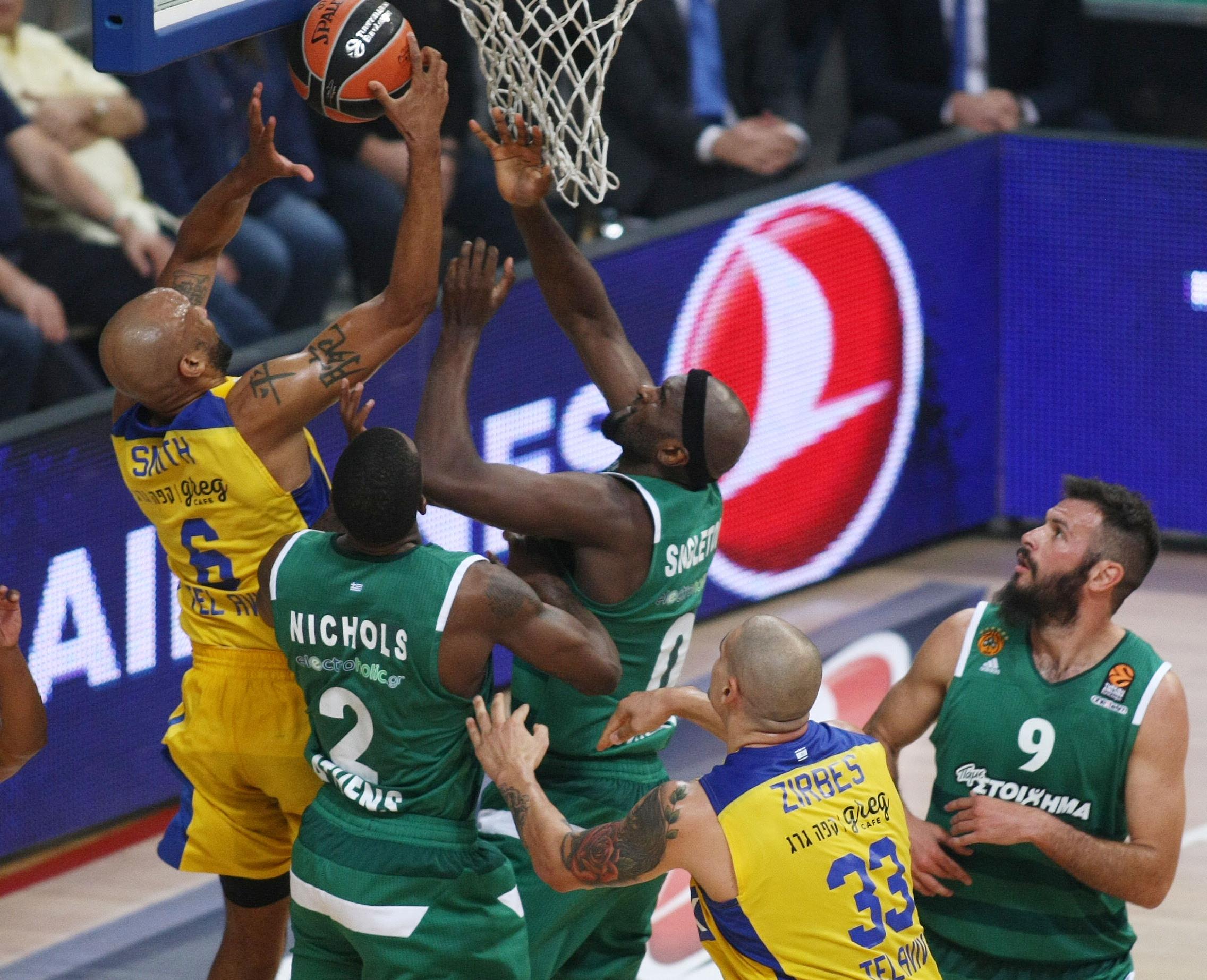 Στα «πιτς» για τον Παναθηναϊκό Σίνγκλετον και Φώτσης