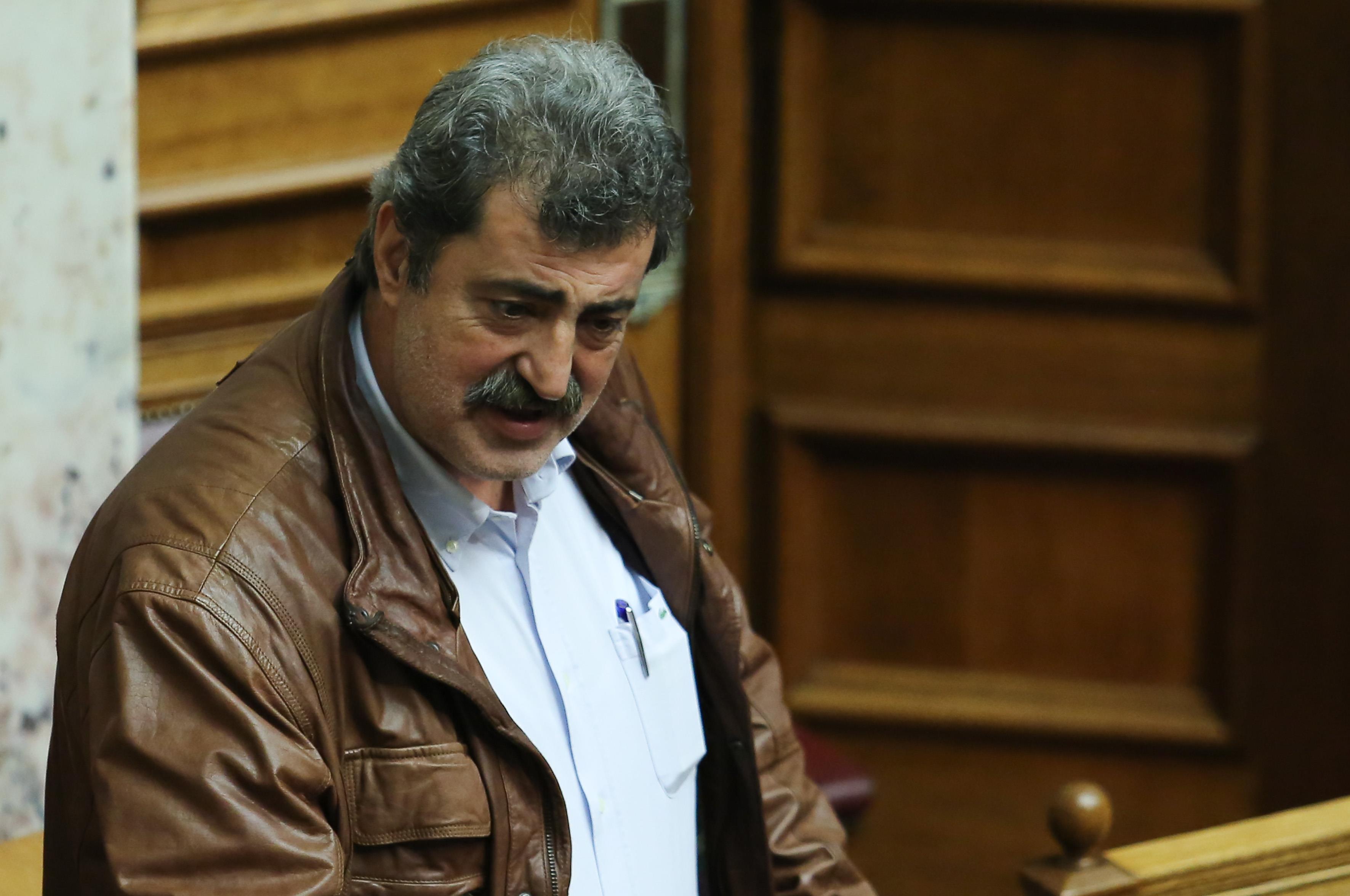 Μηνυτήρια αναφορά κατά του Παύλου Πολάκη καταθέτει η ΠΟΕΔΗΝ