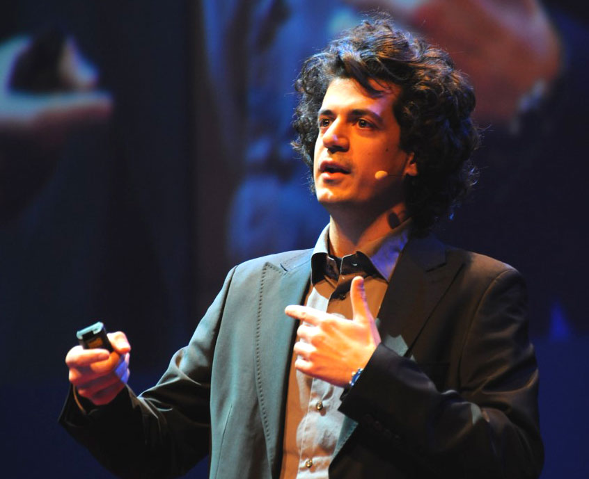 Ο καθηγητής του ΜΙΤ Κωνσταντίνος Δασκαλάκης στη Στέγη