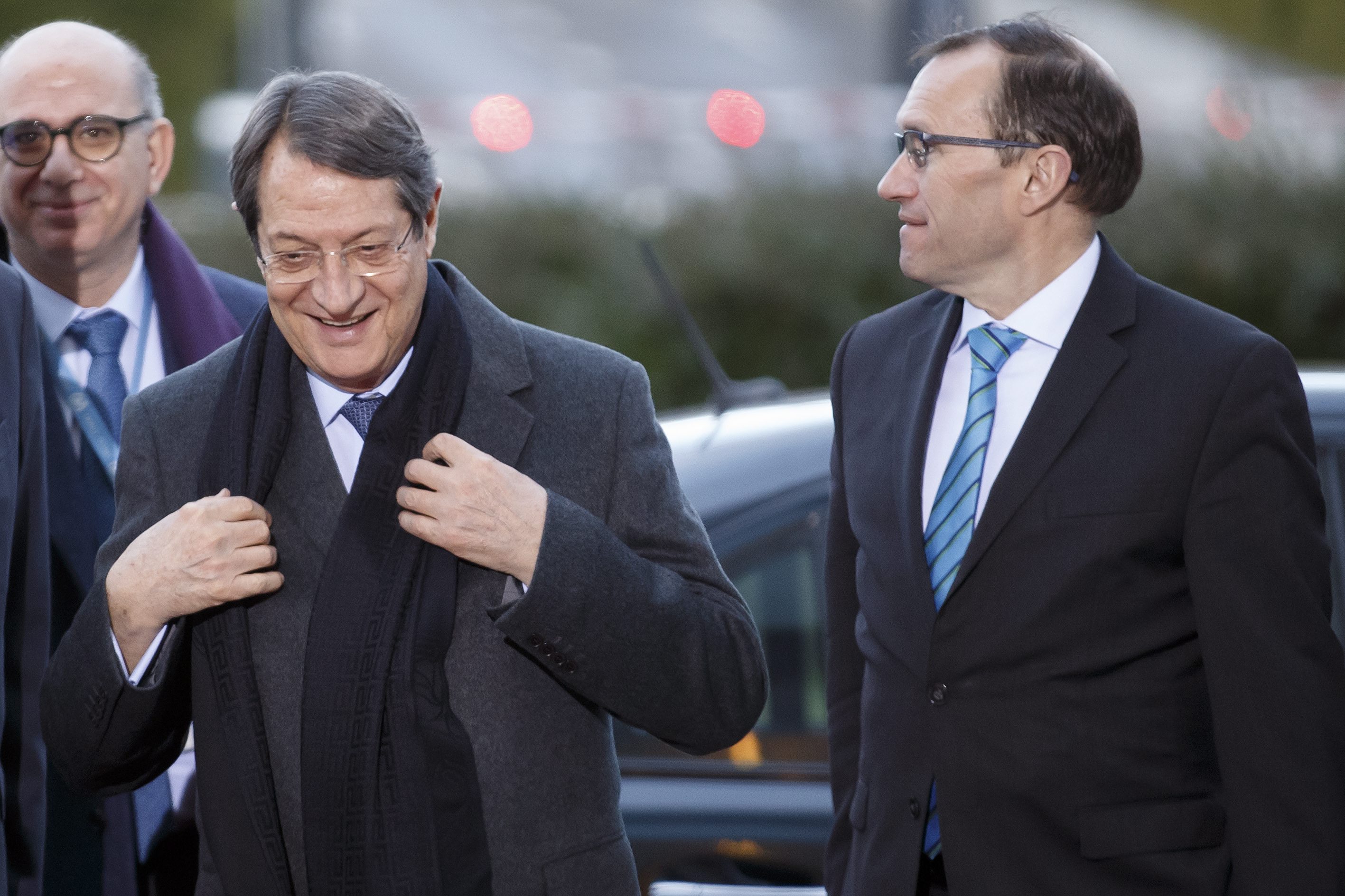 Κυπριακό: Άρχισαν στη Γενεύη οι συνομιλίες για γερά νεύρα