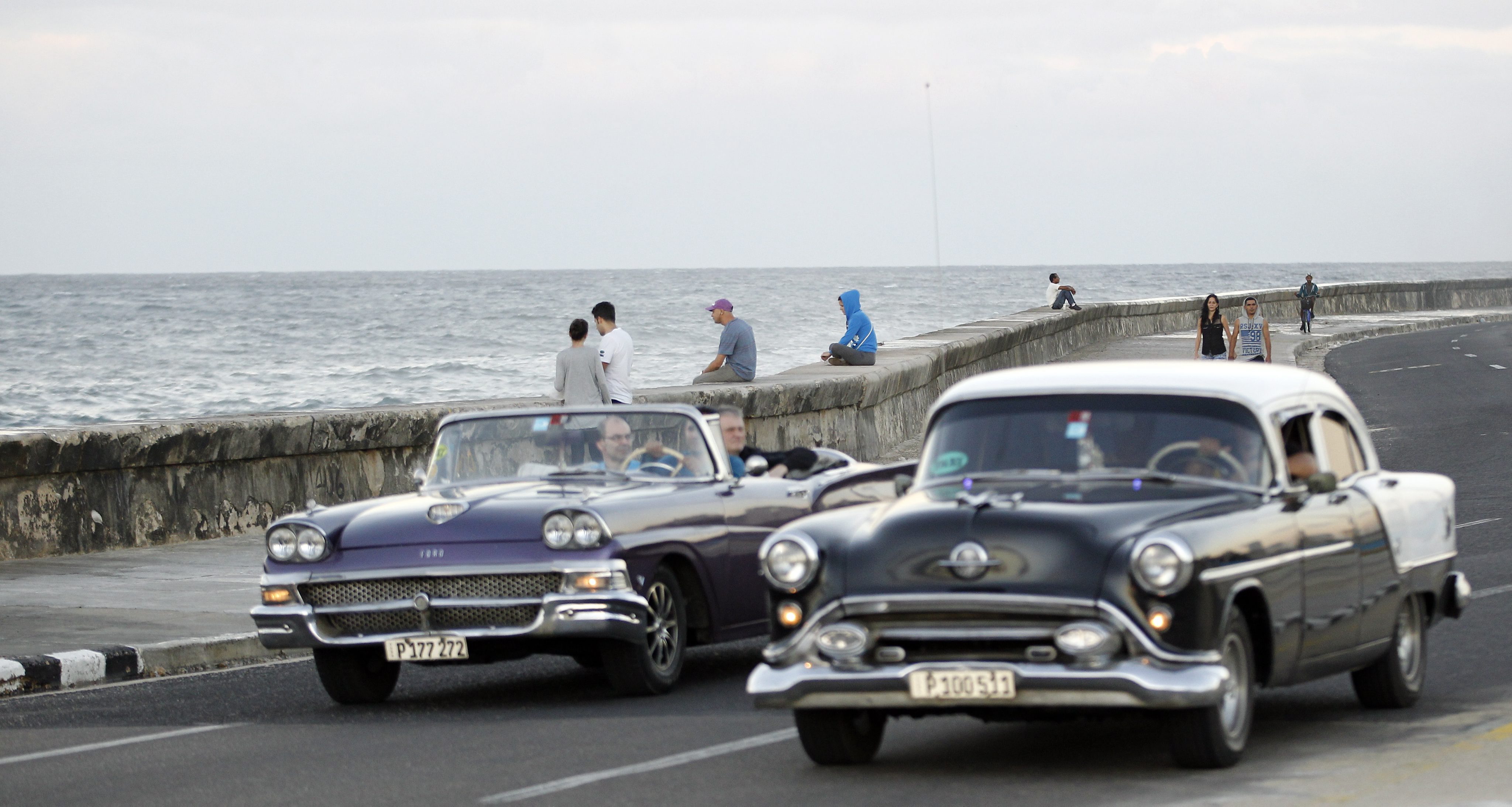 Τερματίζουν οι ΗΠΑ την ειδική μεταχείριση σε μετανάστες από την Κούβα