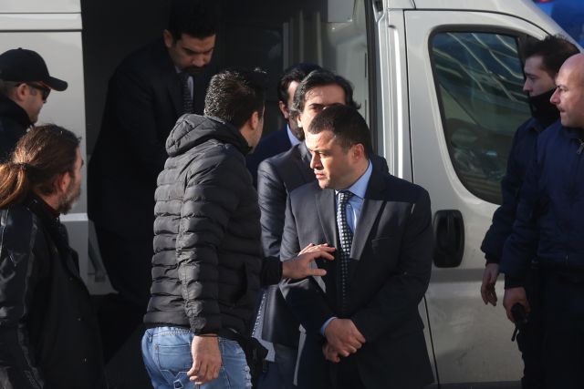 Αναβλήθηκε η απόφαση του Αρείου Πάγου για τους Τούρκους στρατιωτικούς