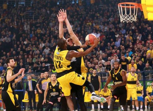 Ο Αρης στον τελικό του Κυπέλλου με νίκη επί της ΑΕΚ