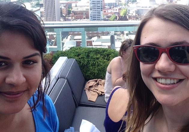 Βρετανίδες από άλλη πόλη τα είπαν στην Ισπανία, γιατί κόστιζε φθηνότερα