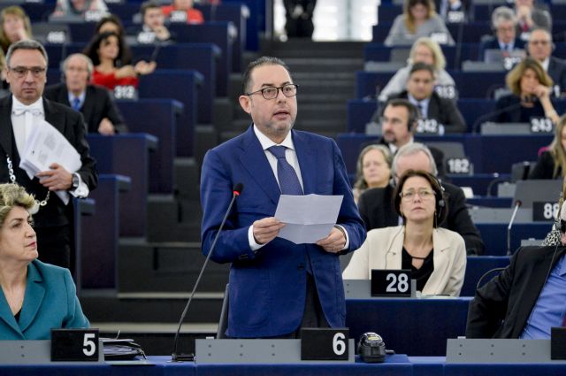 Ολοκλήρωση της αξιολόγησης ζητούν ευρωβουλευτές των Δημοκρατών-Σοσιαλιστών