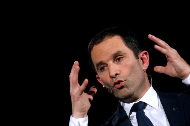 Μπενουά Αμόν: από αουτσάιντερ φαβορί για την ηγεσία των Σοσιαλιστών