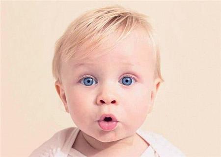 Τα 10 μυστικά των πρώτων λέξεων του μωρού!