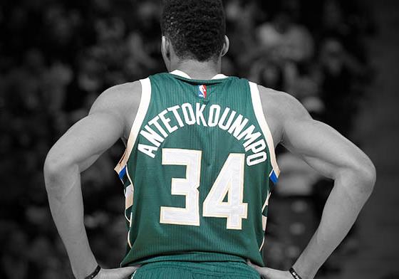 «Εξαφανίζεται» παγκοσμίως η φανέλα του Αντετοκούνμπο