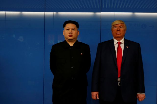 Ο Τραμπ και ο Κιμ Γιονγκ Ουν περιμένουν παρέα το τρένο