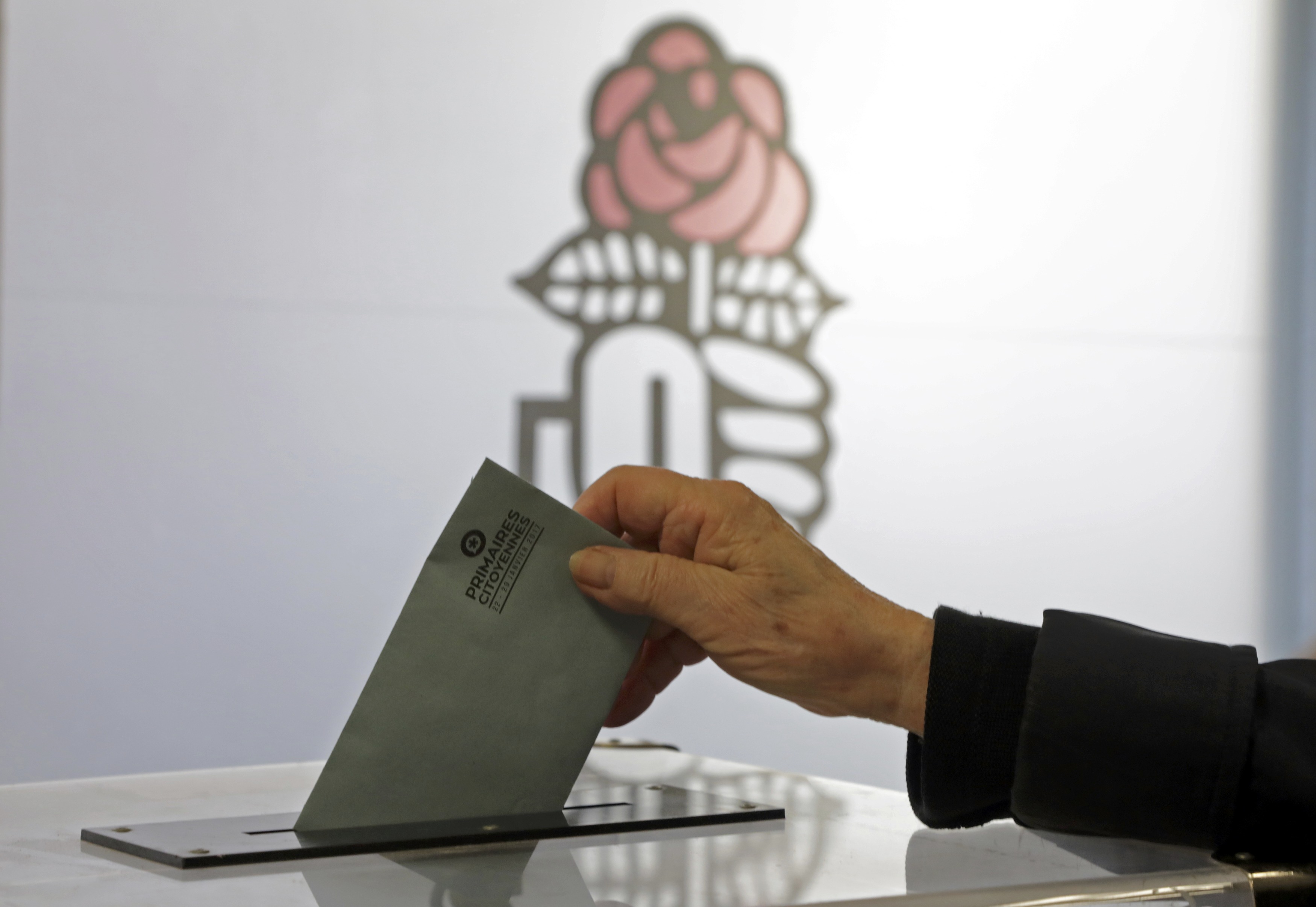 Οι Γάλλοι σοσιαλιστές επιλέγουν υποψήφιο για την προεδρία