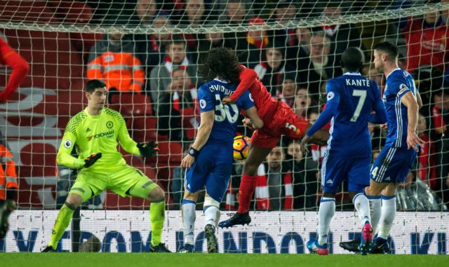 Στη «μάχη» της 4άδας η Λίβερπουλ, 1-1 με την Τσέλσι