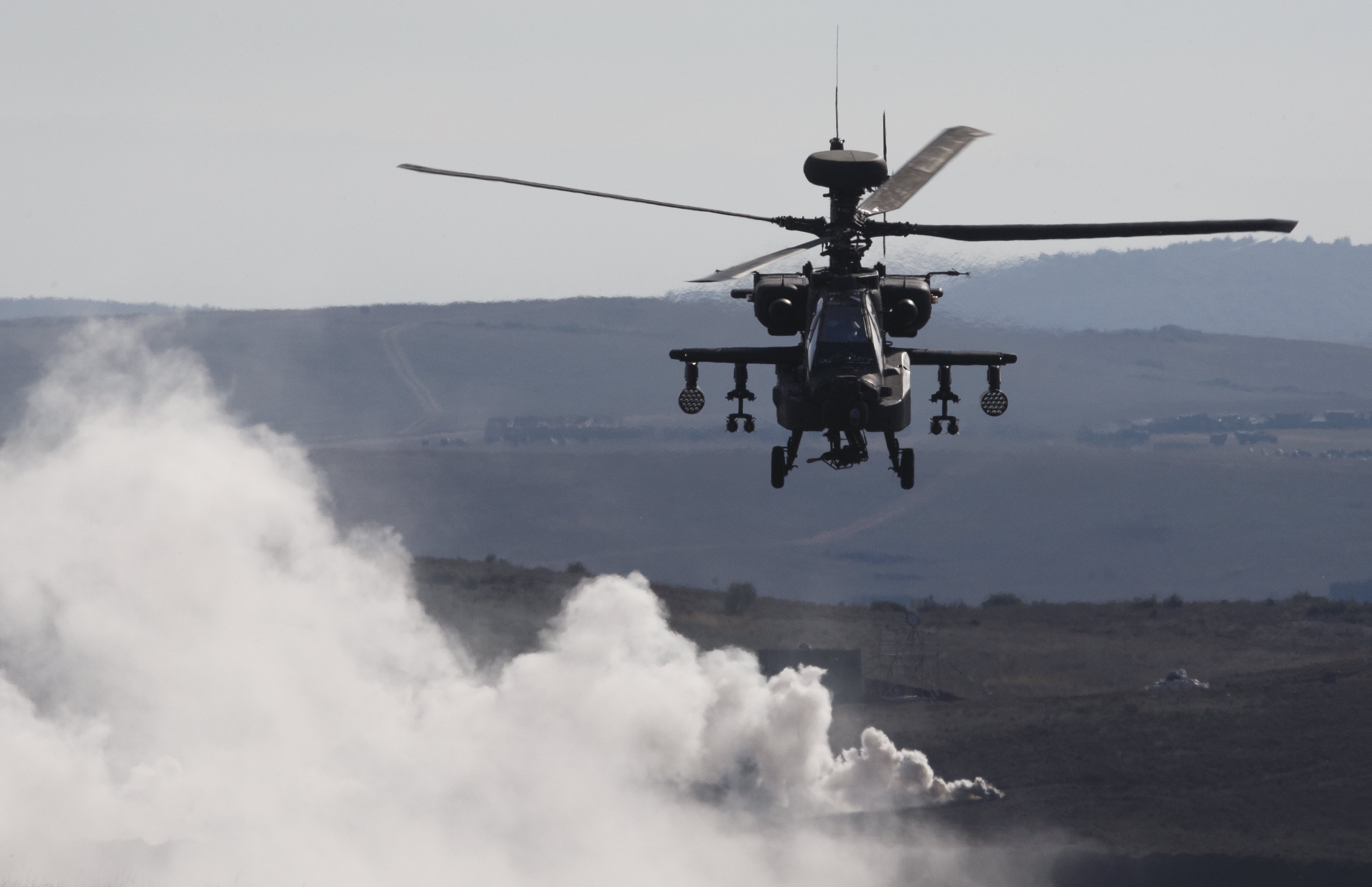 Σε δίκη 11 άτομα για τα Apache προτείνει ο Εισαγγελέας