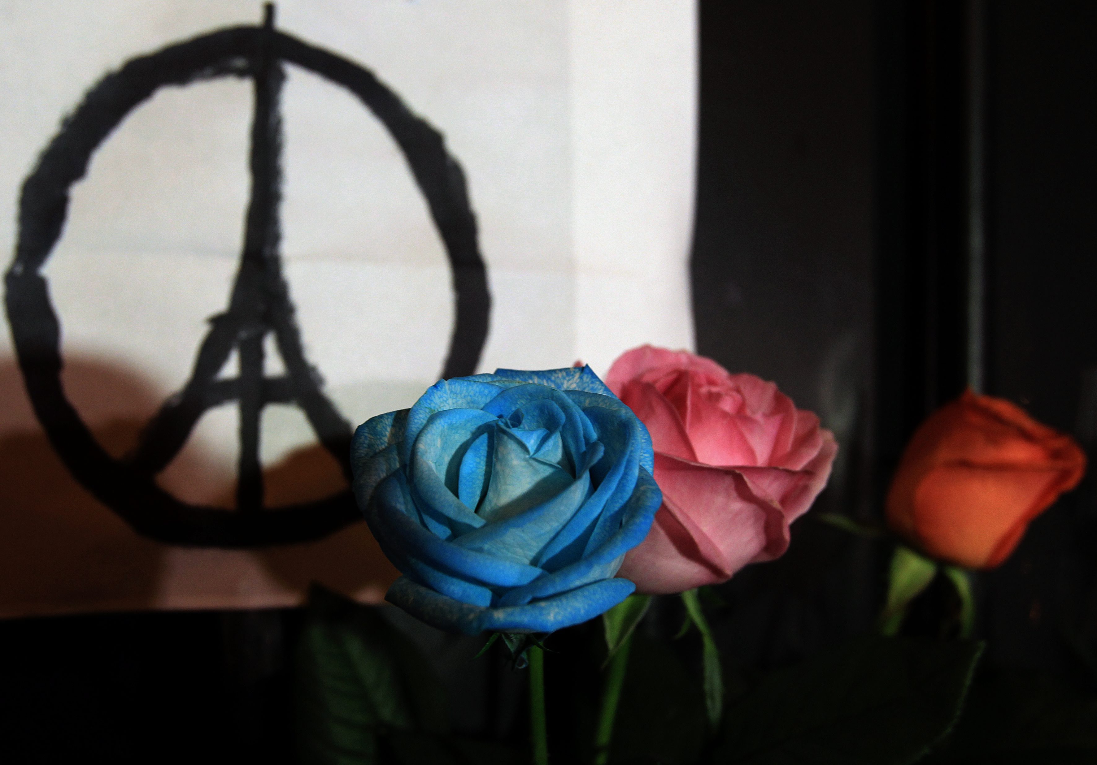 Ναι, αλλά για το Παρίσι δεν λέτε: Τραμπ κατά ΜΜΕ που «κρύβουν επιθέσεις»