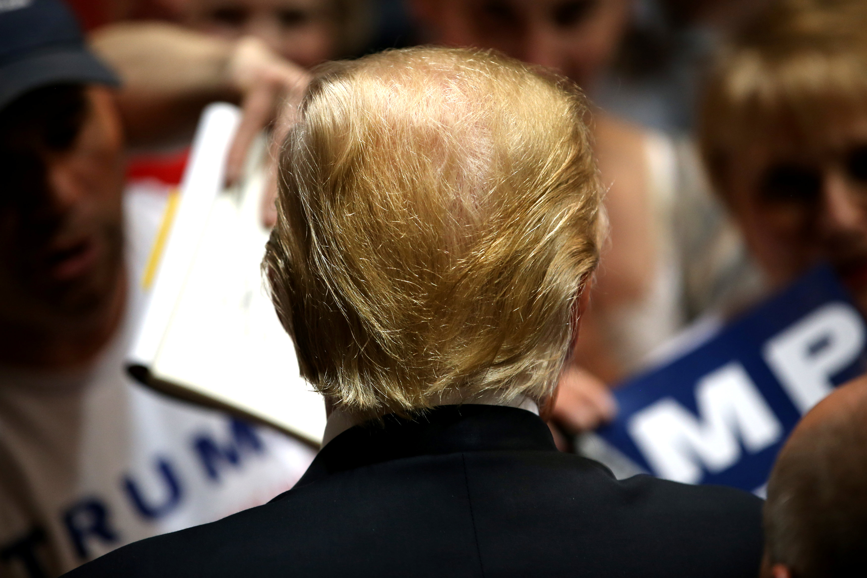 Διεθνής Αμνηστία: Ο διχαστικός λόγος ενισχύεται απειλητικά -και παντού