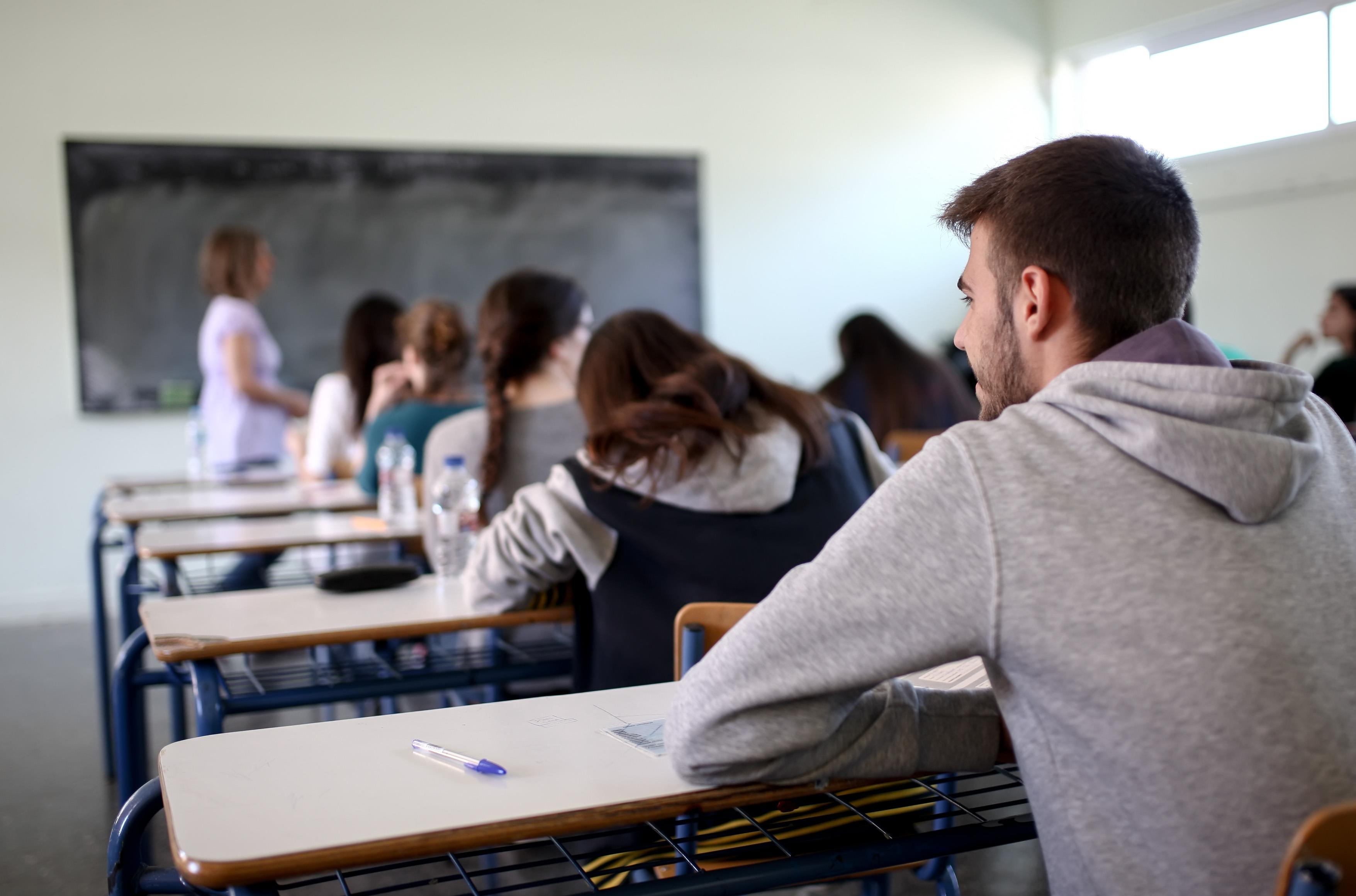 Τέσσερα μαθήματα θα εξετάζονται στις πανελλαδικές από το 2020