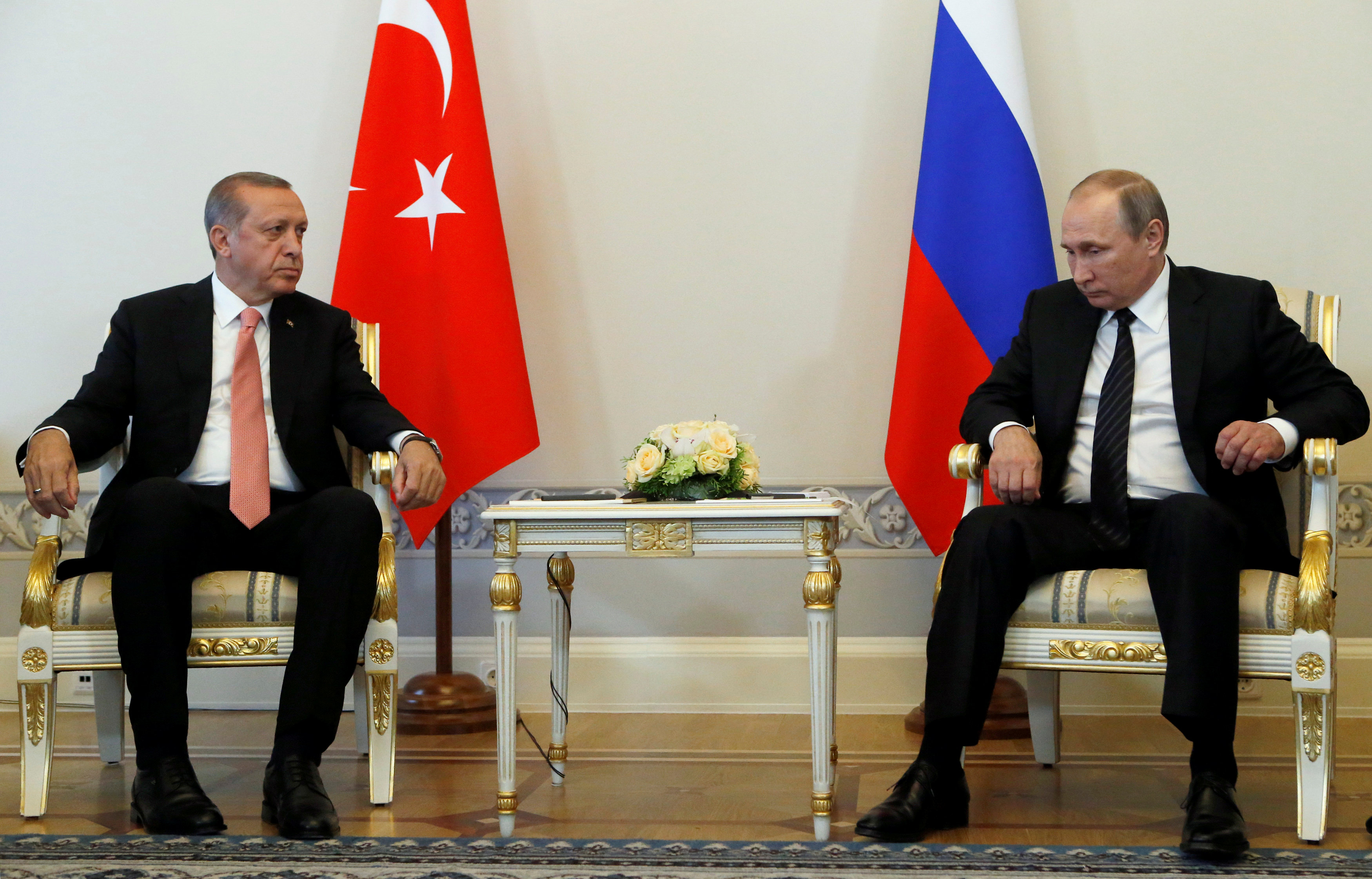 Τουρκία-Ρωσία θα συζητήσουν S-400 ενώ… ίπταται και ζώνη ελεύθερου εμπορίου