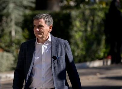 Τα κόκκινα δάνεια στη συνάντηση τραπεζιτών – ΥΠΟΙΚ