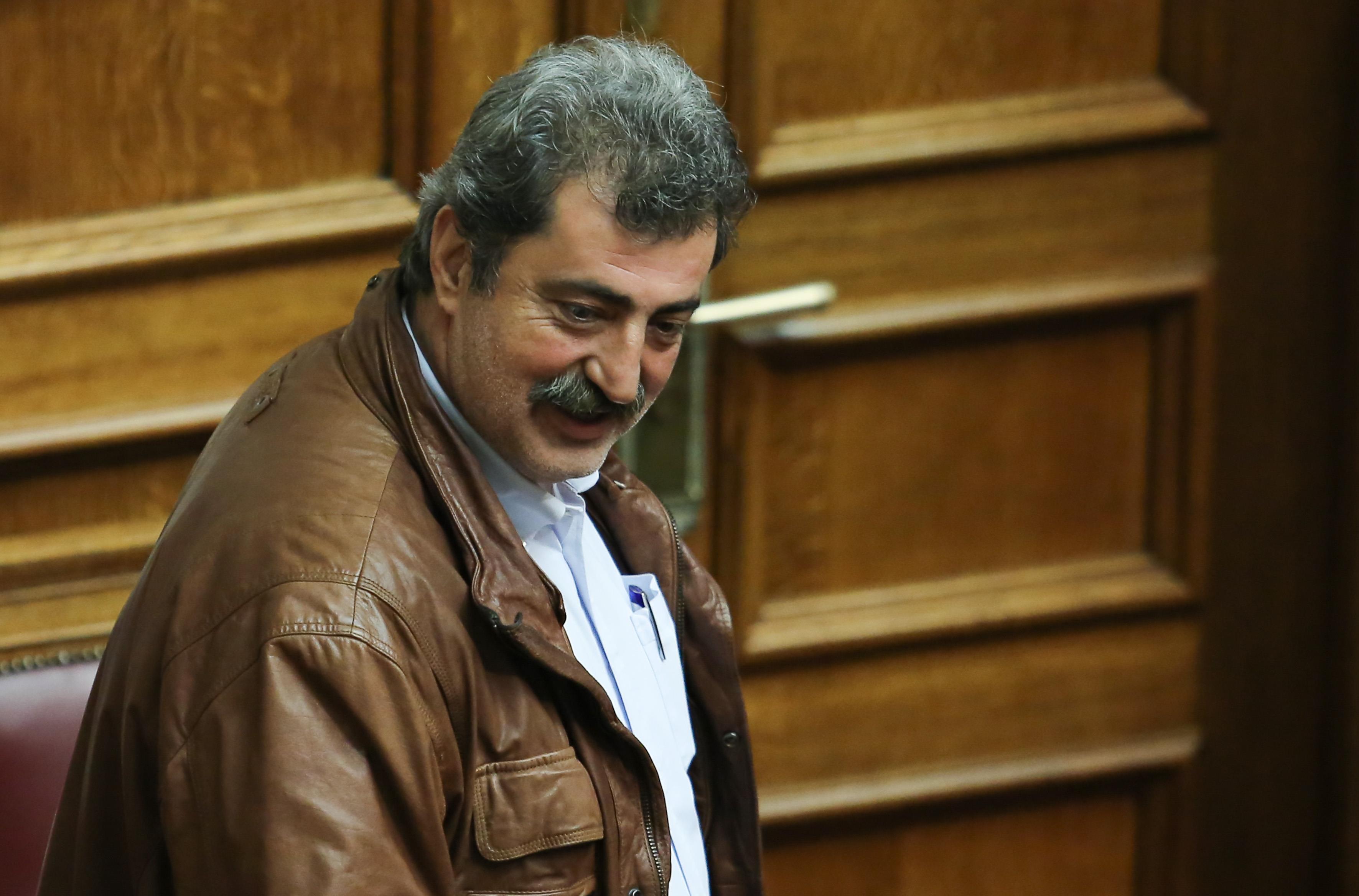 ΝΔ: Ζητά εξηγήσεις από τον Πολάκη για το προσδόκιμο επιβίωσης στις συνταγές