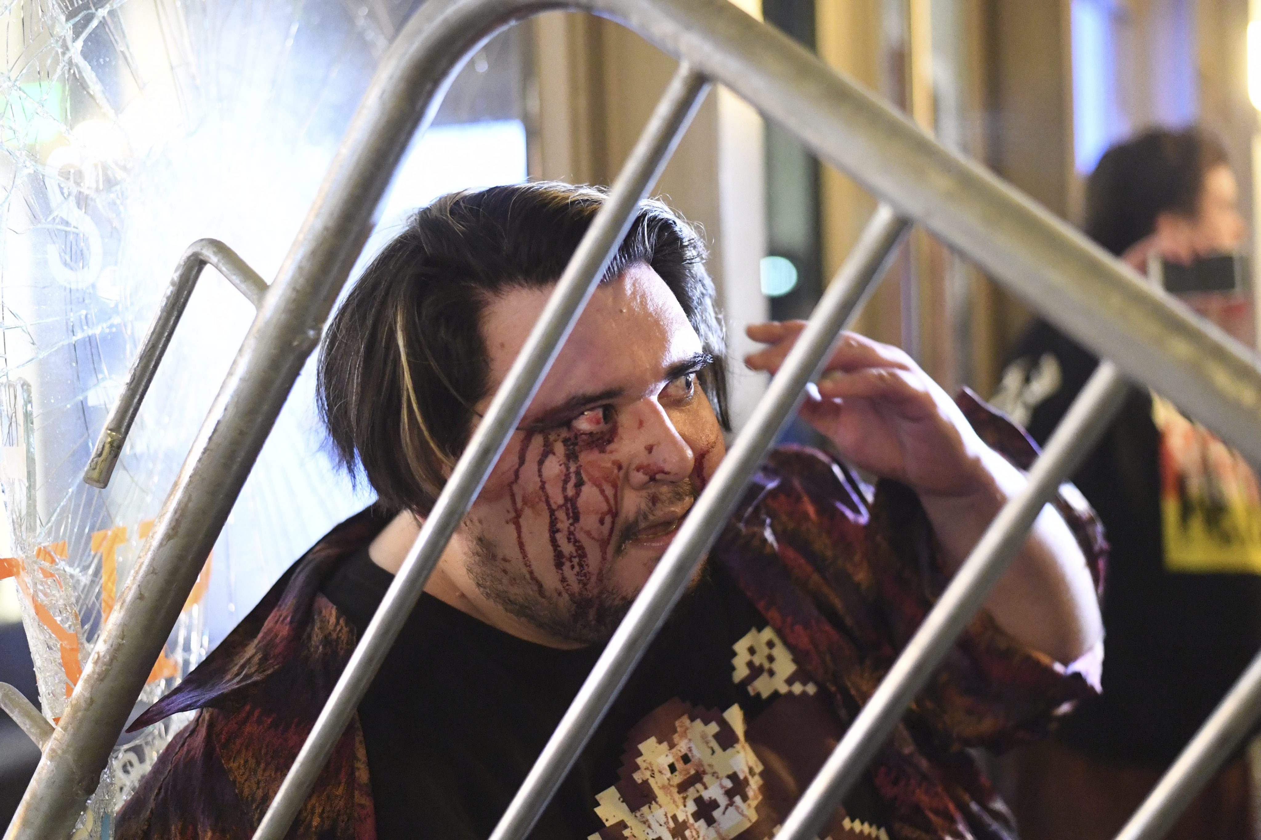 Ο ακροδεξιός υποστηρικτής του Τραμπ ανάβει φωτιές στο Πανεπιστήμιο Μπέρκλεϊ