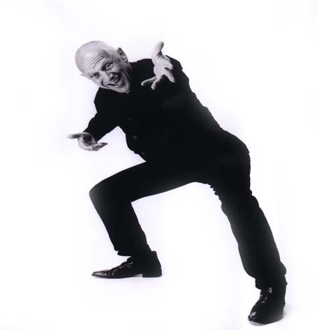 Αλλαγή ημερομηνίας για Στίβεν Μπέρκοφ στο Μέγαρο