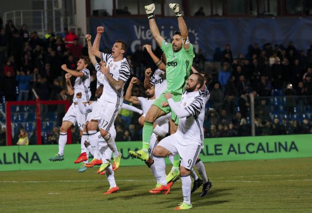 Στο +7 η Γιουβέντους από τη Ρόμα, νίκησε 2-0 την Κροτόνε