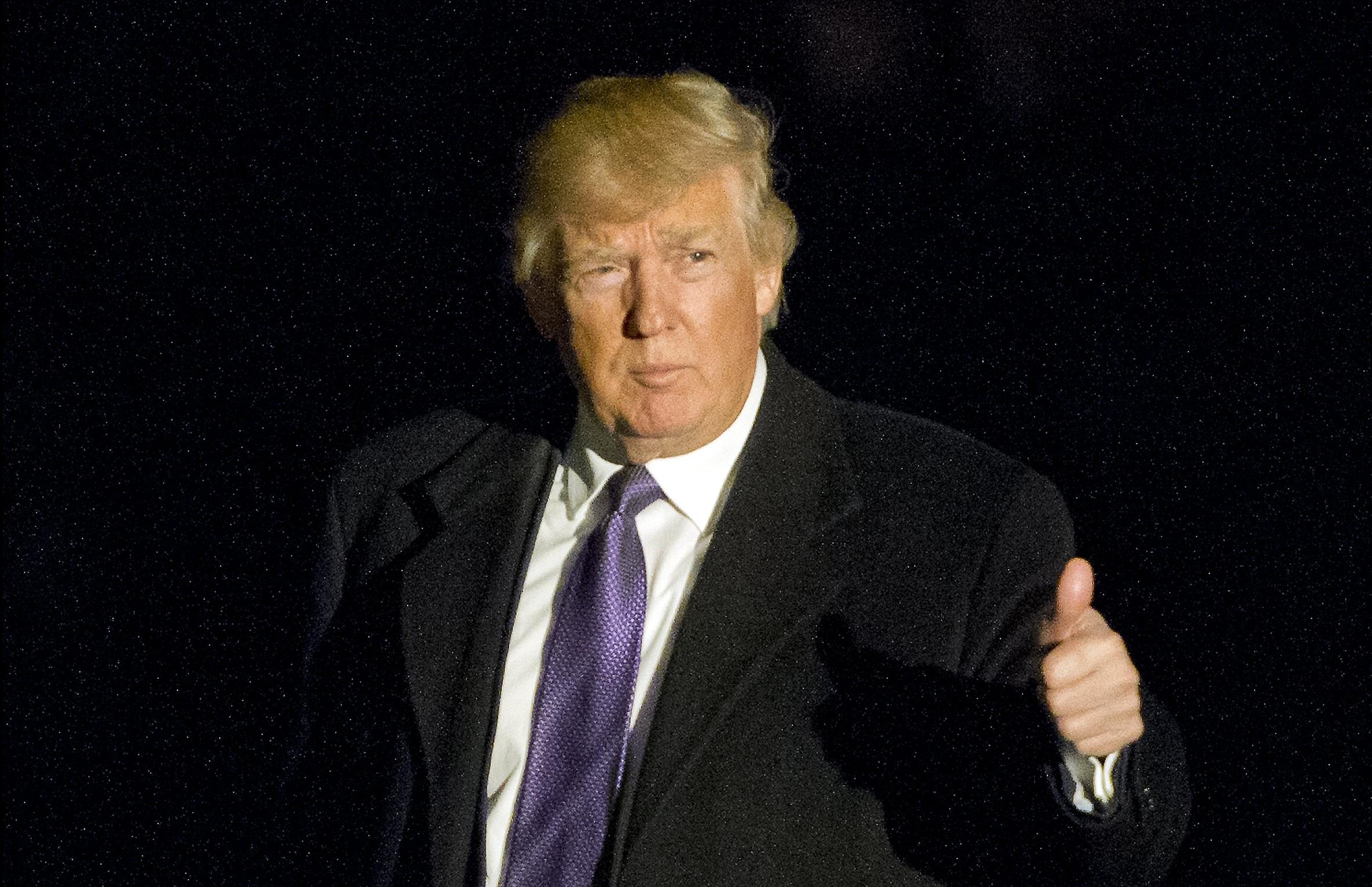 Ο Τραμπ λέει τώρα ότι περιμένει να επιστρέψει ο Πούτιν την Κριμαία…