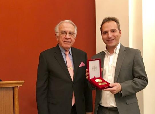 Βράβευση της «Αποστολής» της Αρχιεπισκοπής Αθηνών για το έργο της