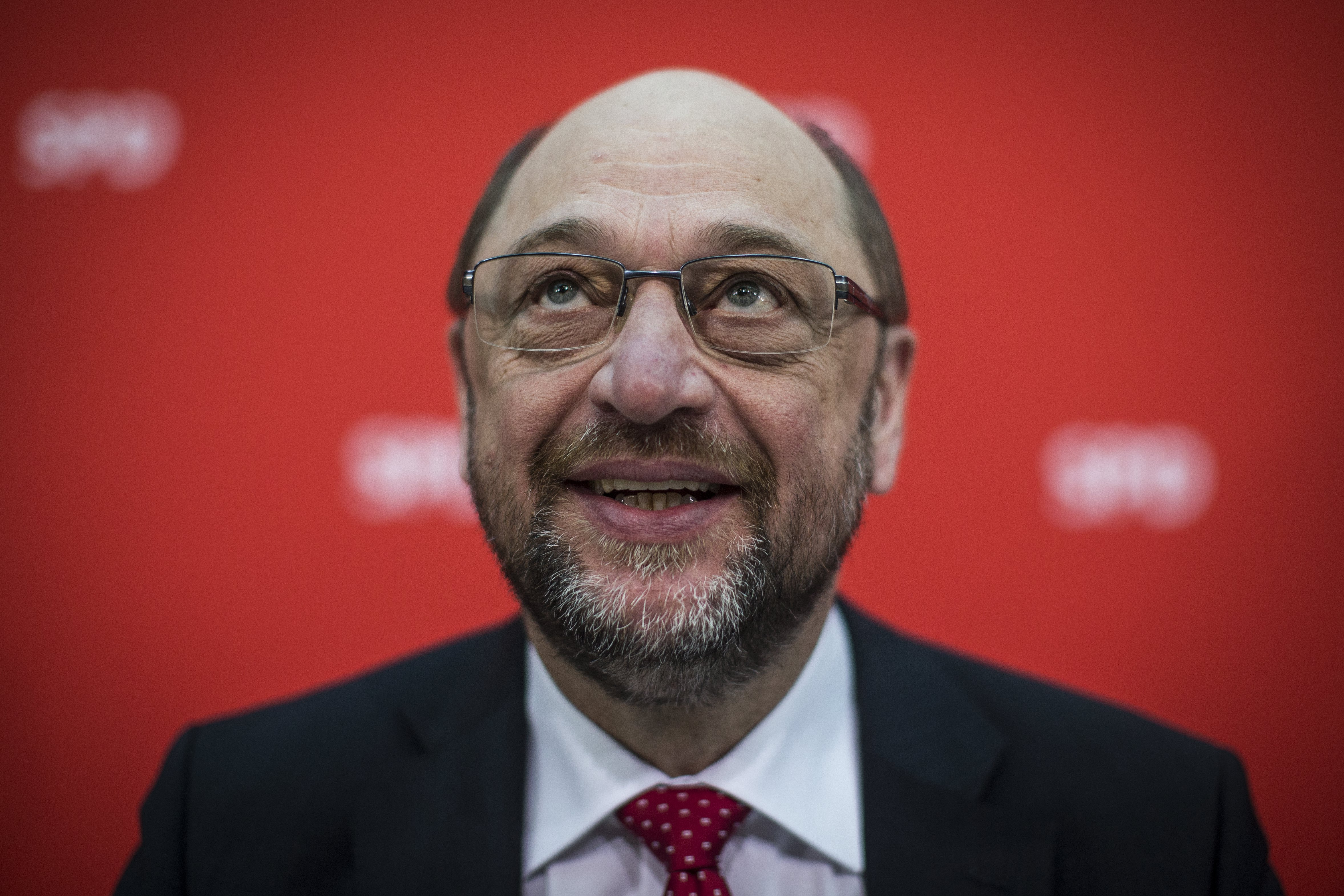 SPD με Σουλτς «κερδίζει» δημοσκοπικά την Μέρκελ για πρώτη φορά από το 2006