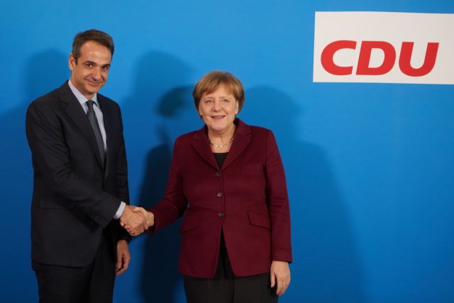 Μητσοτάκης σε Μέρκελ: Η θέση της Ελλάδας είναι στην ευρωζώνη