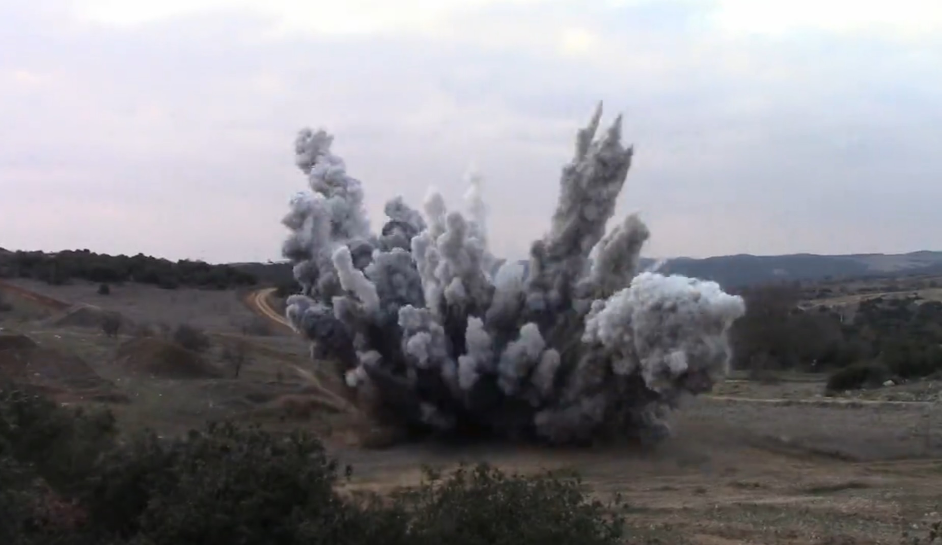 Βίντεο από την έκρηξη της βόμβας του Β’ Παγκοσμίου που βρέθηκε στο Κορδελιό