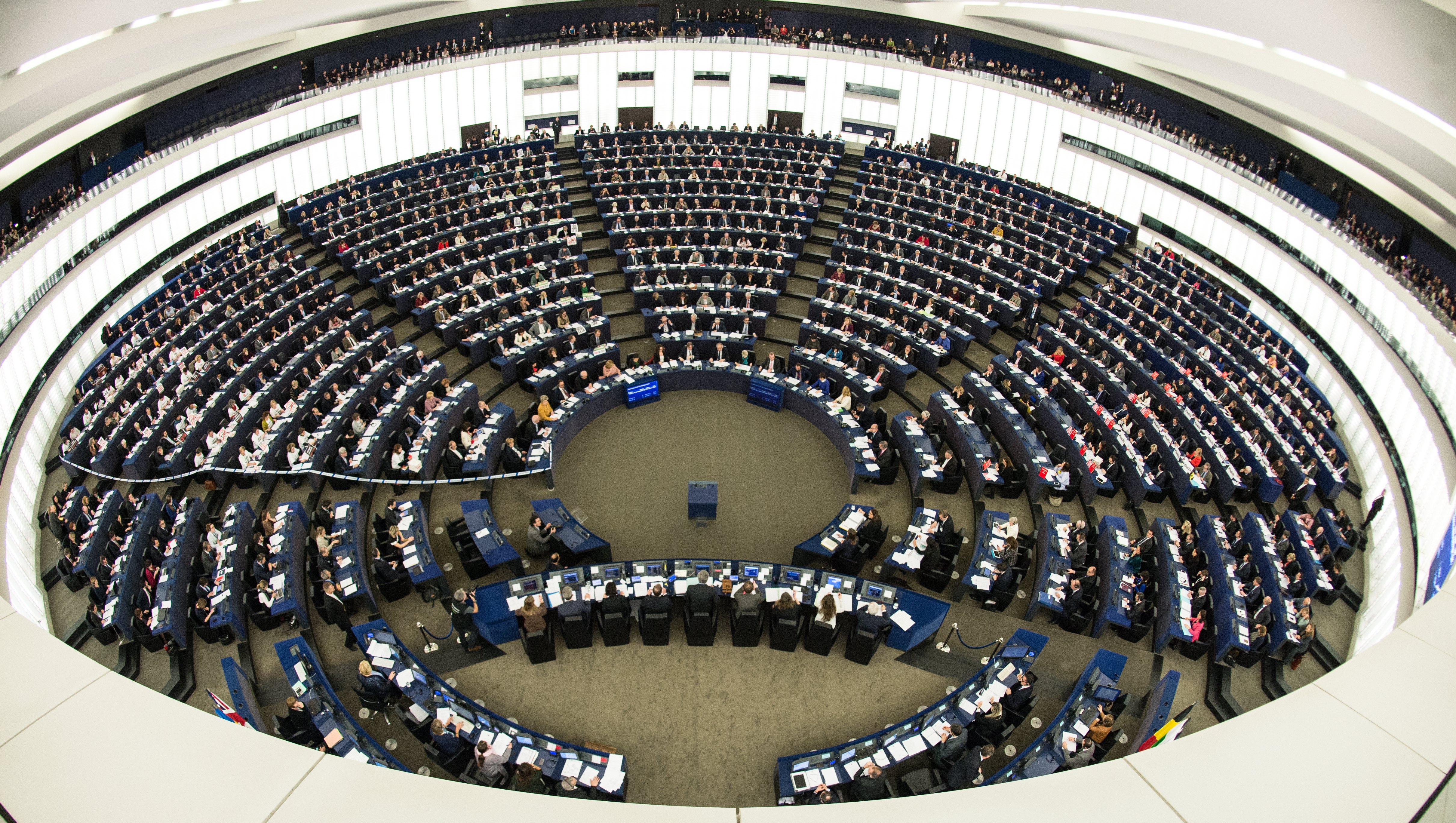 Το όραμά της για το μέλλον της ΕΕ παρουσίασε η Ευρωβουλή
